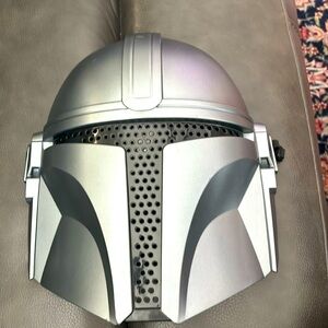 Mandalorian mask new